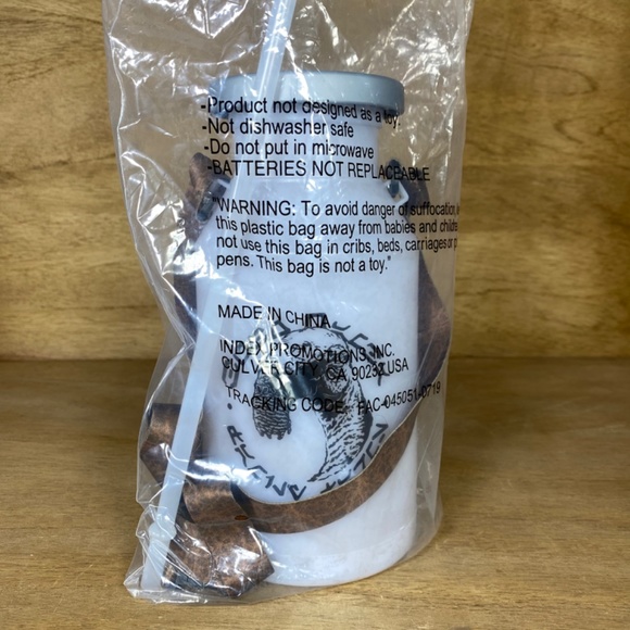 Disney Parks Star Wars Galaxy’s Edge Milk Jug Light Up Sipper Bubo Wamba NEW - Picture 8 of 8